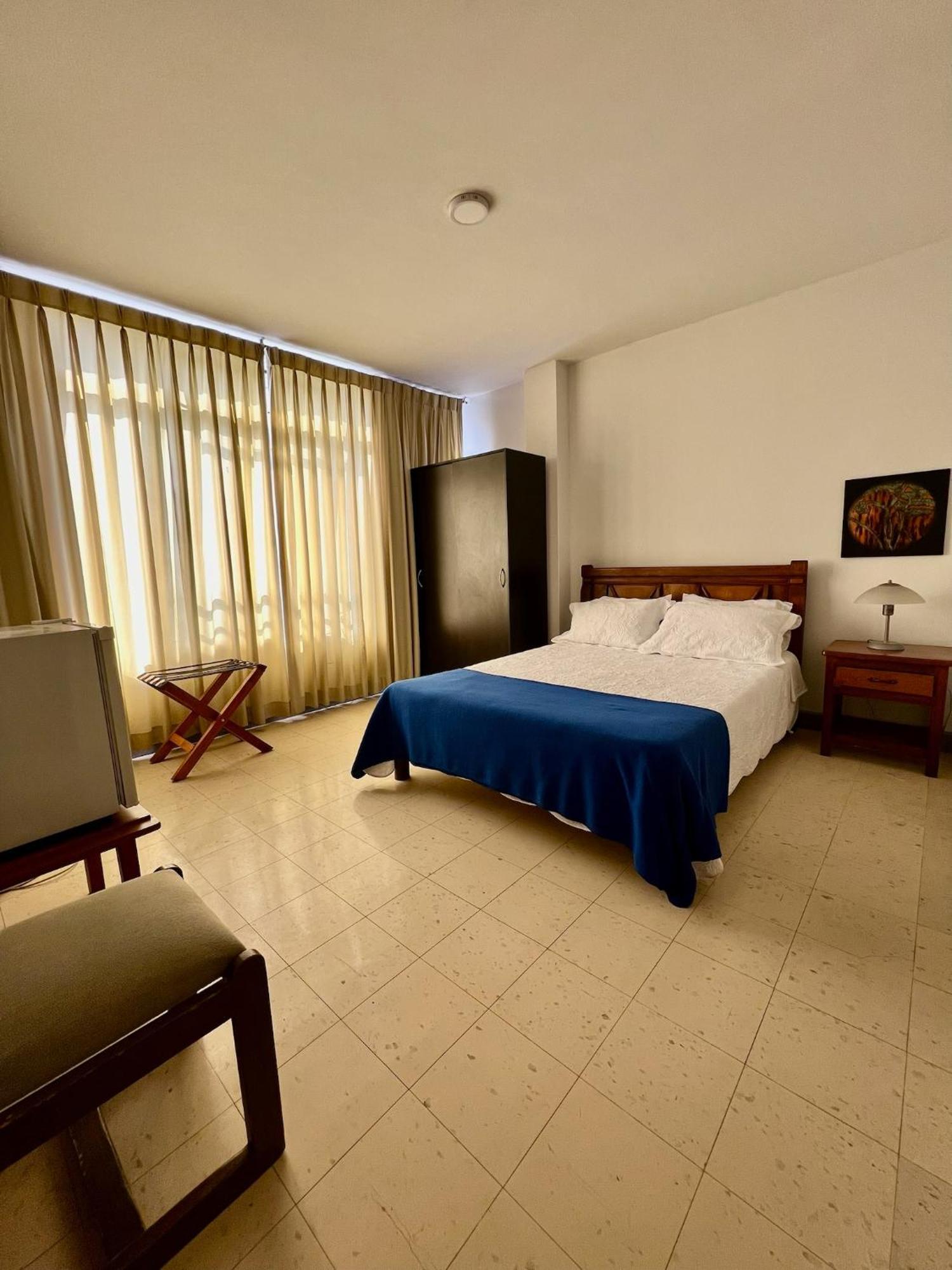 Hotel Armenia Centro المظهر الخارجي الصورة