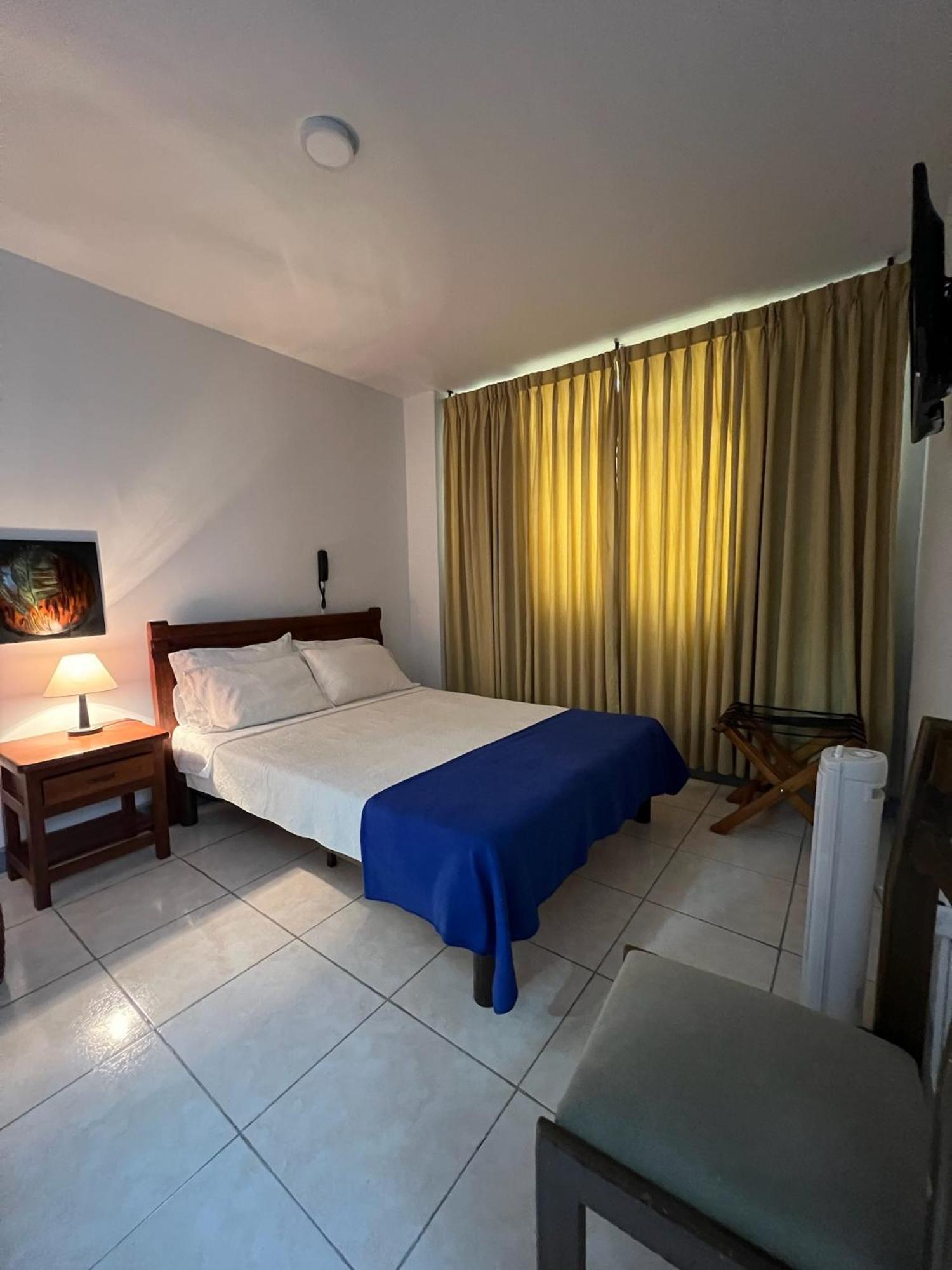 Hotel Armenia Centro المظهر الخارجي الصورة