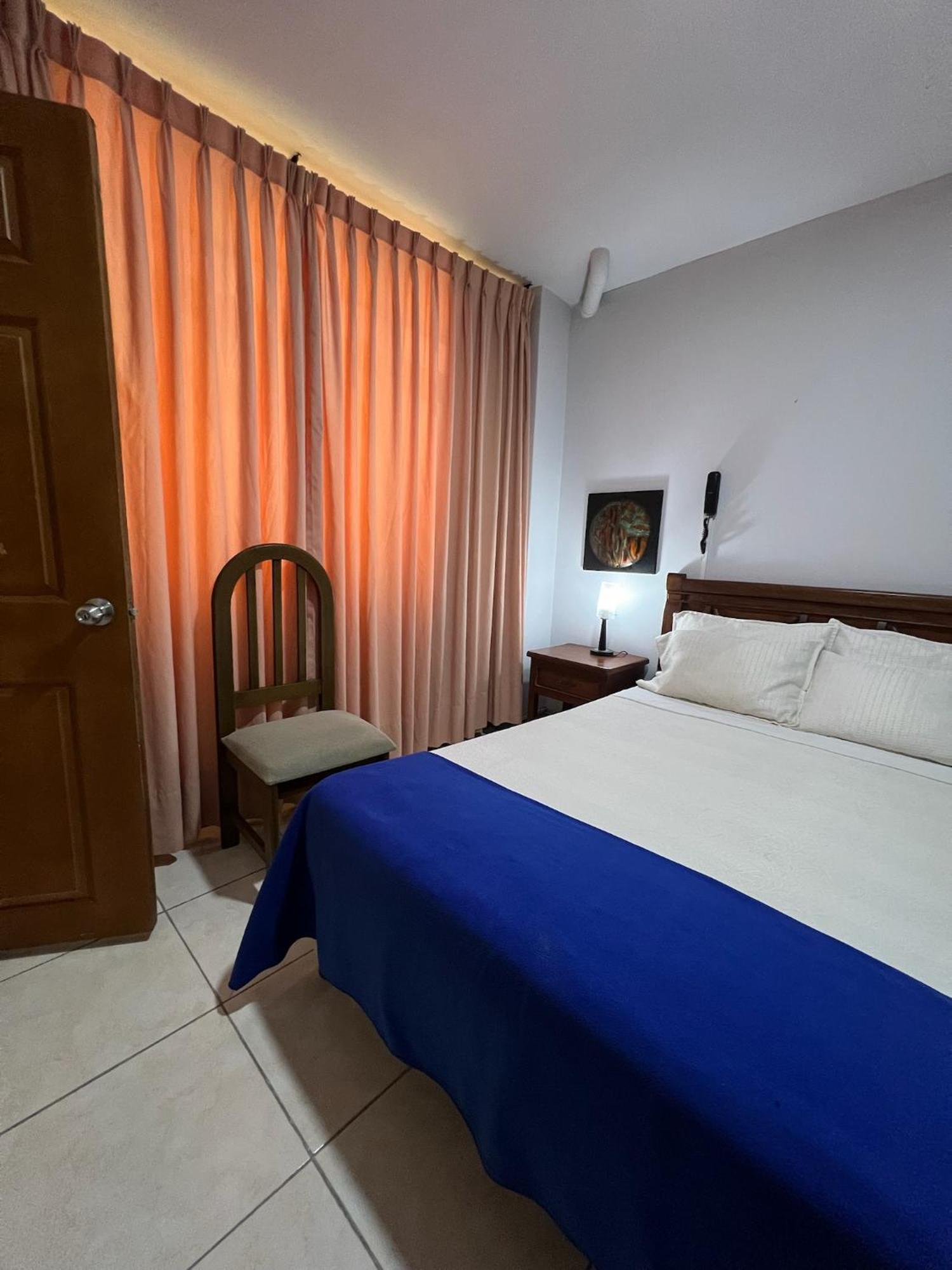 Hotel Armenia Centro المظهر الخارجي الصورة