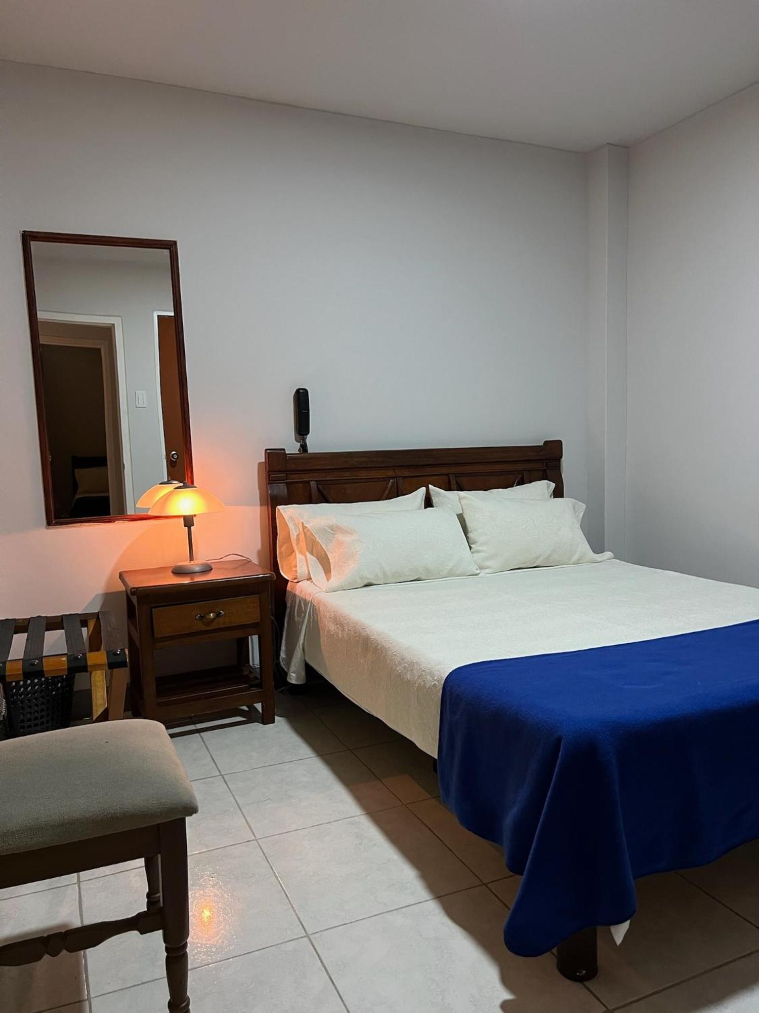 Hotel Armenia Centro المظهر الخارجي الصورة