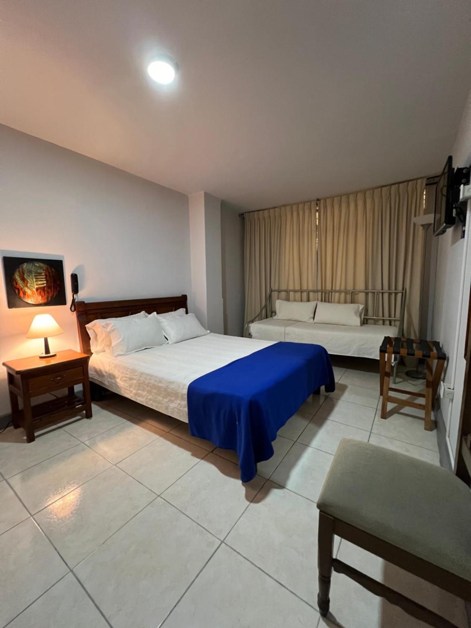 Hotel Armenia Centro المظهر الخارجي الصورة